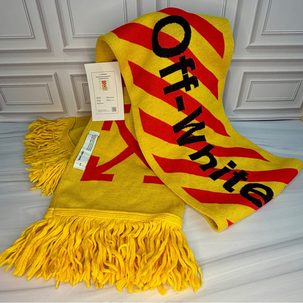Off-White™ c/o Virgil Abloh Knit Scarf | Yellow & Red Diagonal Arrows | Auth COA